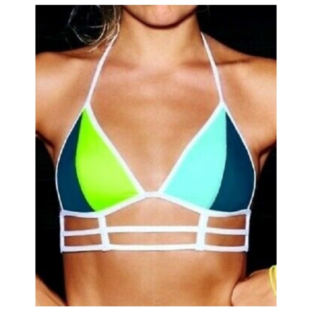 NWOT Victoria’s Secret/ Pink Bikini Top